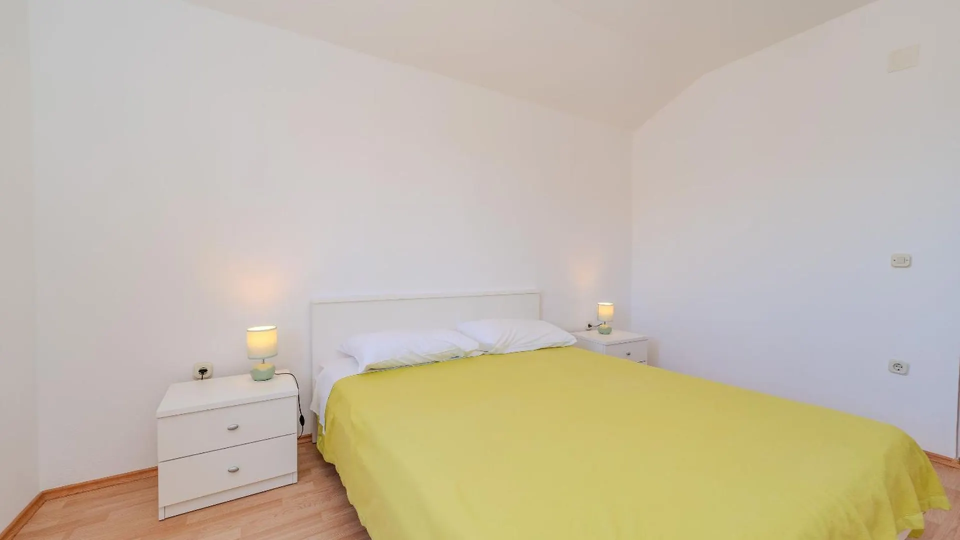 Apartments Mlado Privlaka   Privlaka (Zadar)