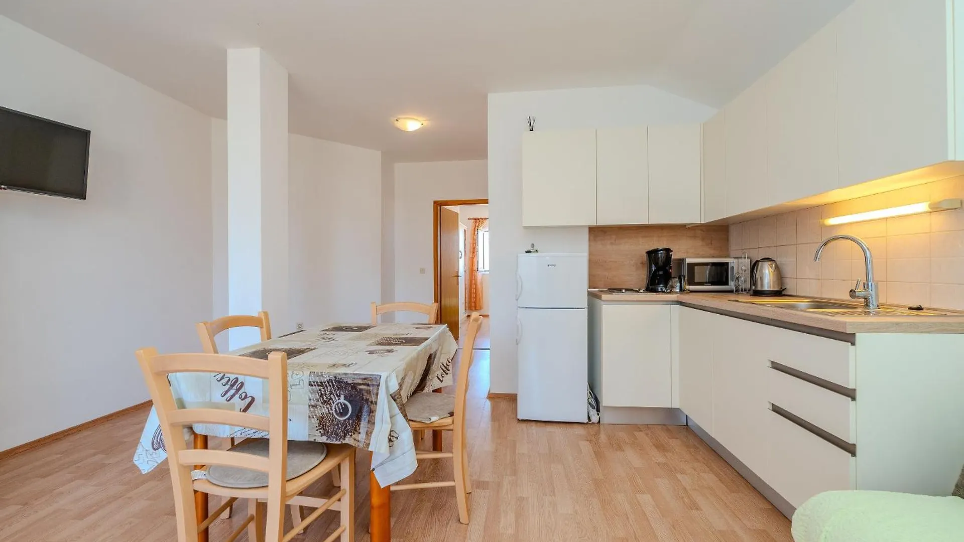 Apartments Mlado Privlaka  Privlaka (Zadar)