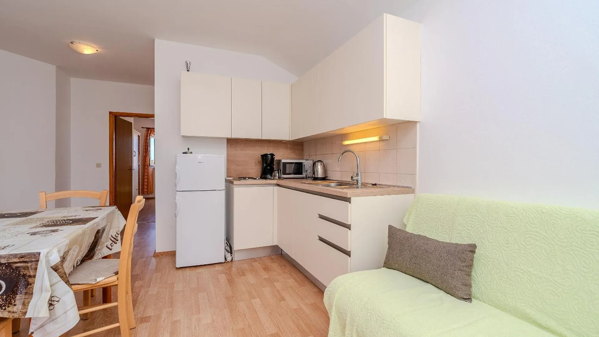 Apartments Mlado Privlaka  Privlaka (Zadar)